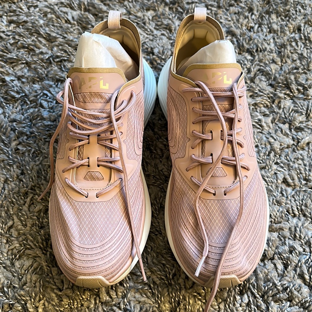 APL | Women’s Streamline - Champagne/Rose Dust. BRAND NEW